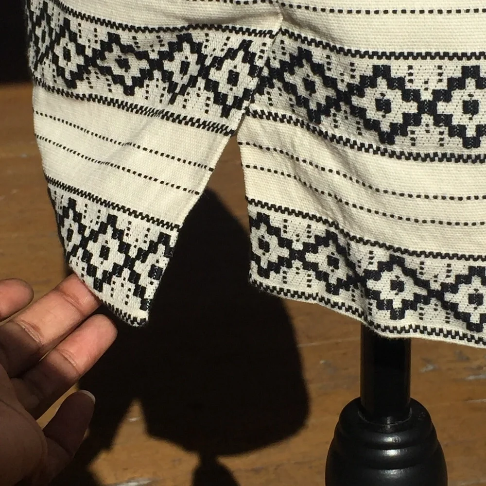 Ann Taylor Cream and Black Skirt - Picture 3 of 7